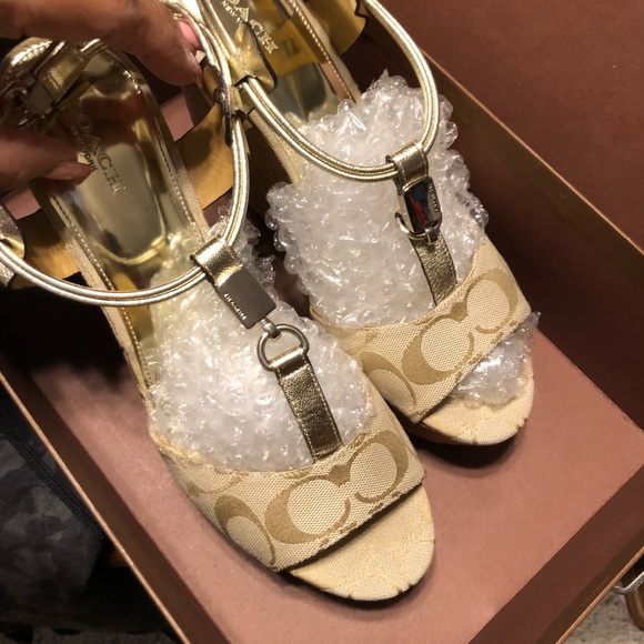 Coach Linden Metallic/Ivory wedge - Picture 3 of 4